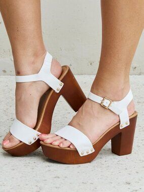 NWT DDK Time After Time Wooden Platform Strap Heels